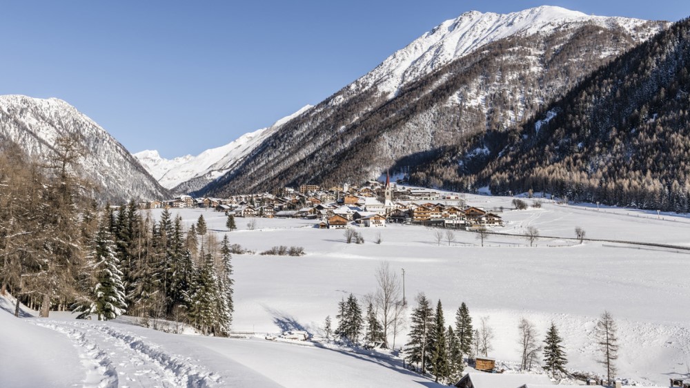 Vals in Gitschberg Jochtal in de sneeuw.